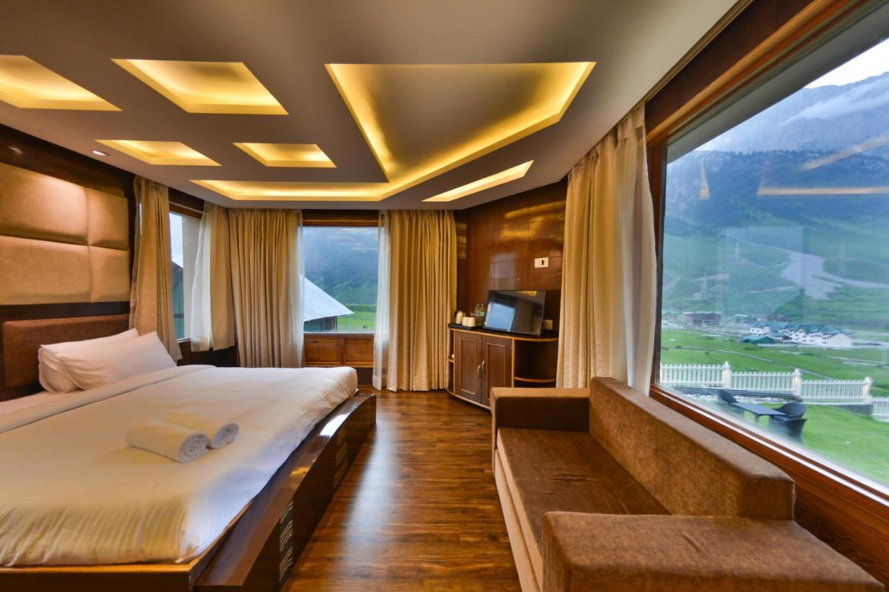 Hotel Village Walk Сонамарґ Екстер'єр фото